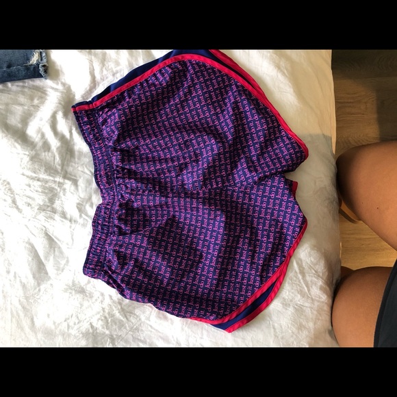 Nike running shorts - Picture 3 of 4
